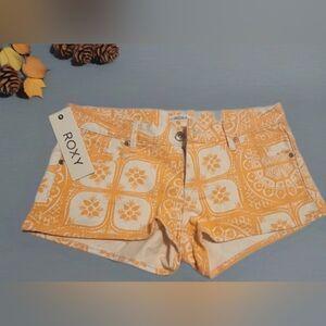 Roxy retro Fun jean shorts Sz 28